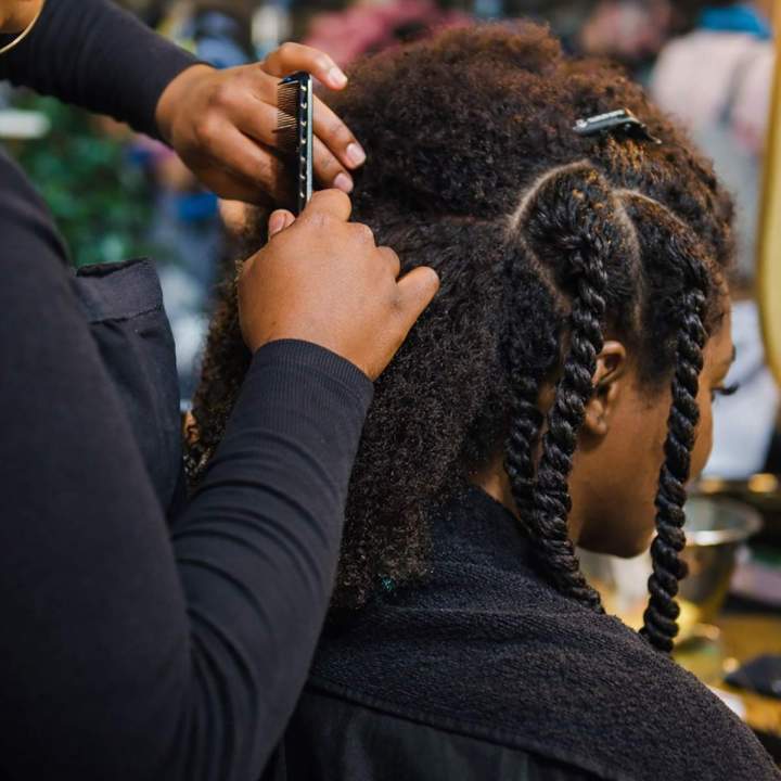 Réalisation de tresses africaines Montréal Nord
